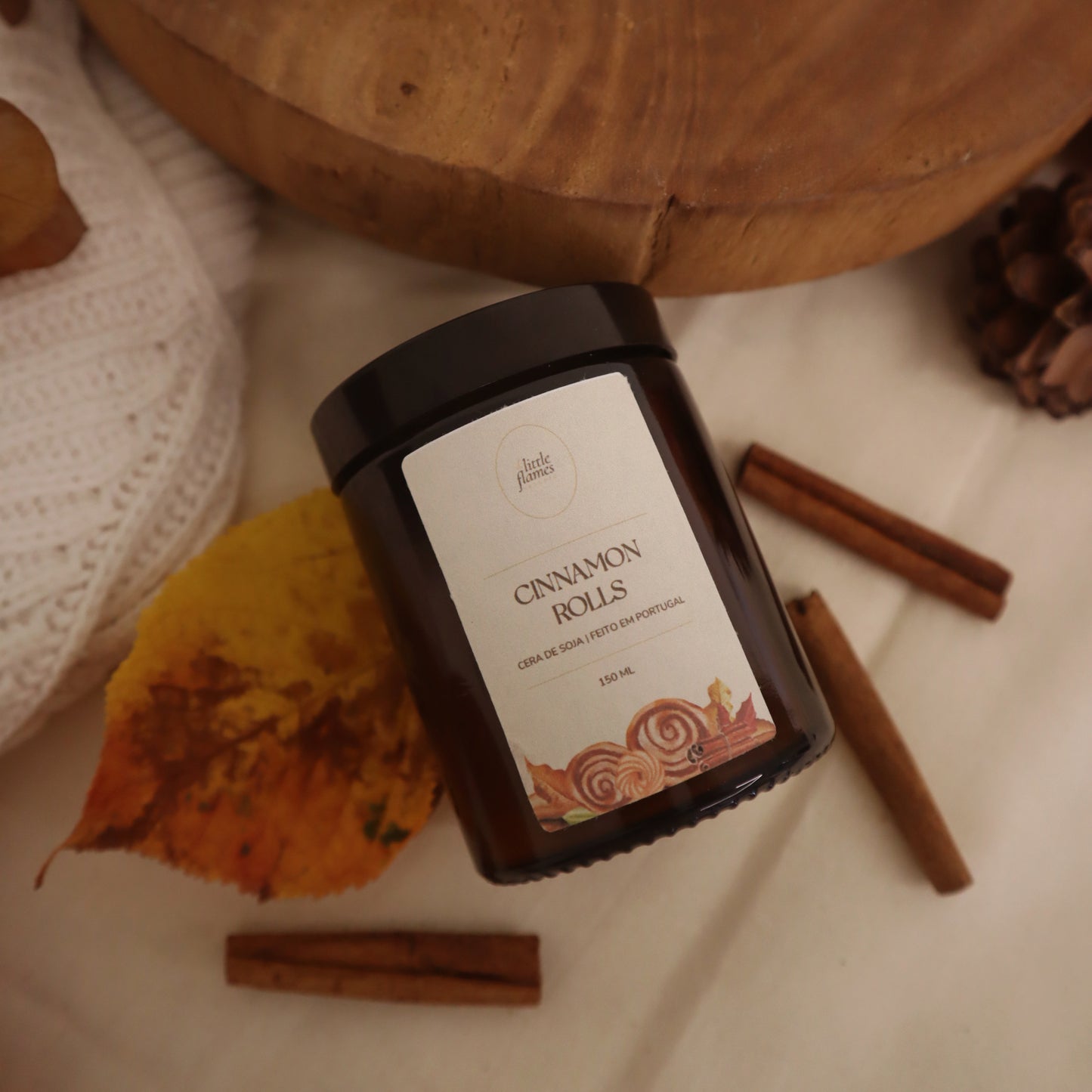 Cinnamon Rolls Candle