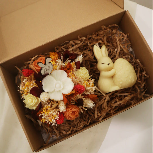 Box Petite Blooming Stone & Blossom Bunny