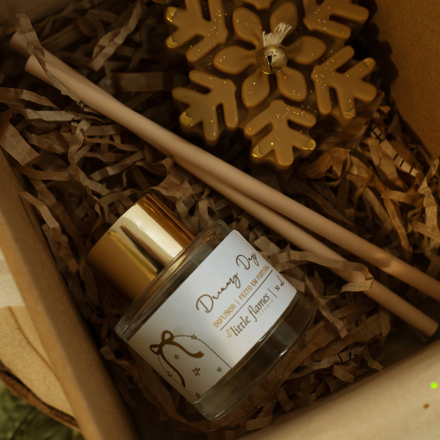 Box Enchanted Snowflake & Star Reed Diffuser