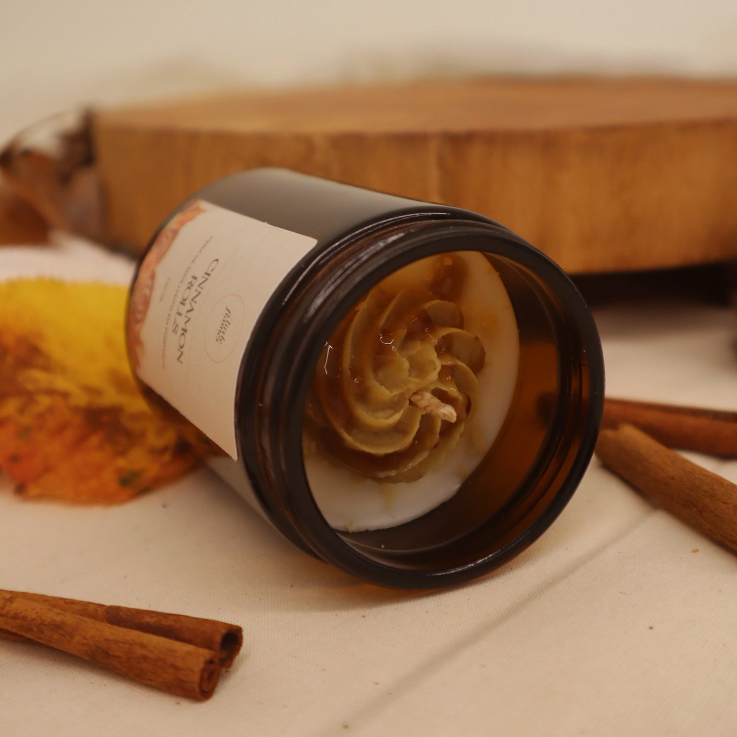 Cinnamon Rolls Candle