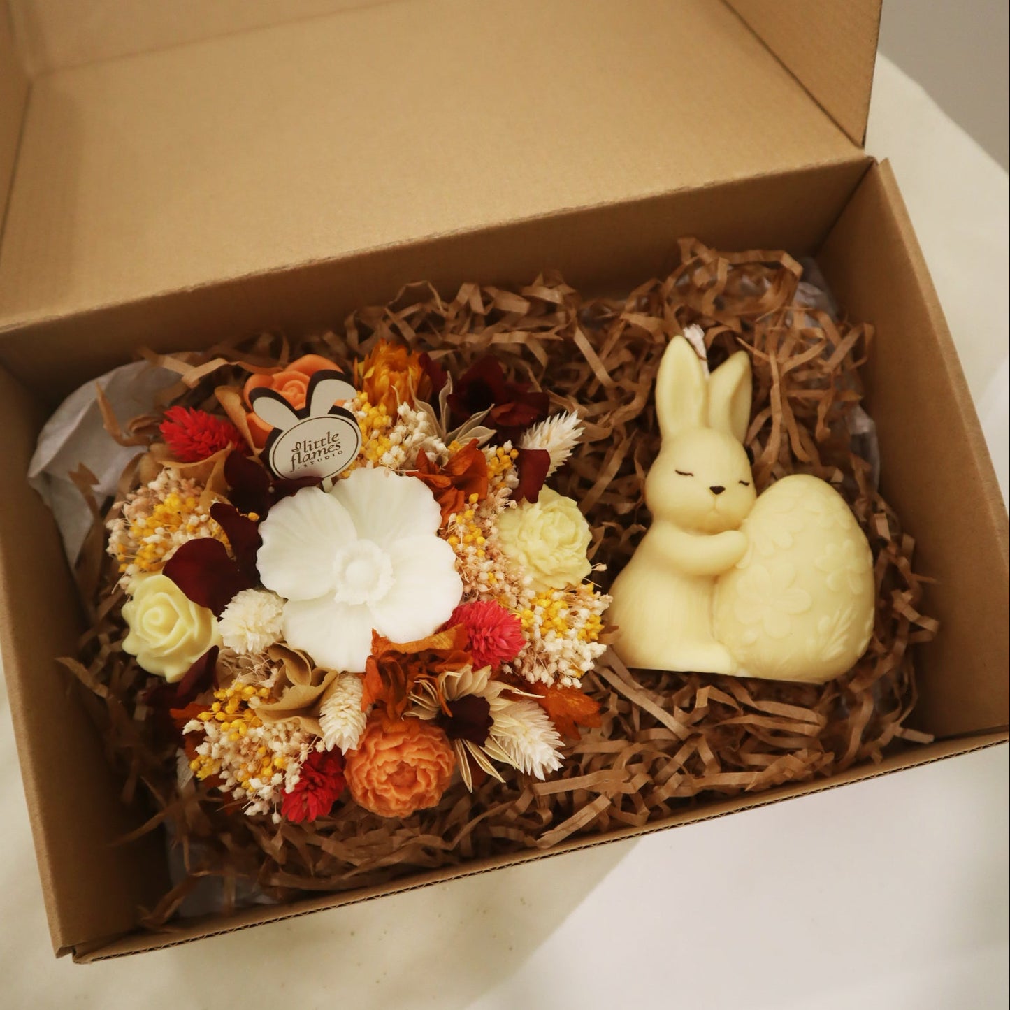 Box Petite Blooming Stone & Blossom Bunny