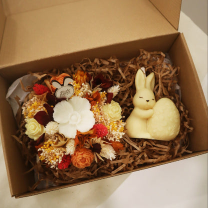 Box Petite Blooming Stone & Blossom Bunny